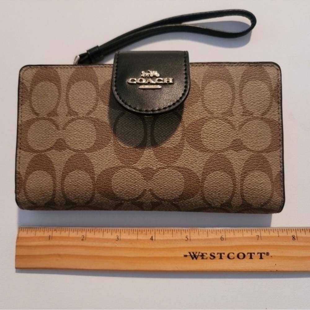 Coach- Tech Wallet- Signature Print-Khaki/ Black